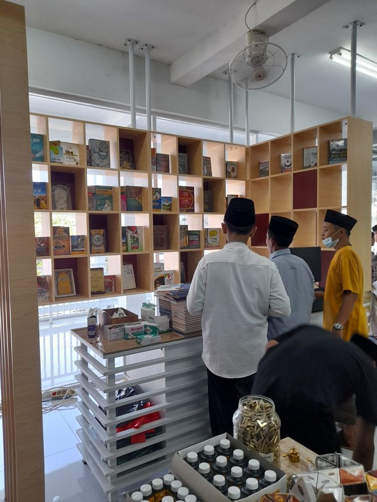 Toko Assalam: Solusi Belanja Ramah di Gandrungmanis
